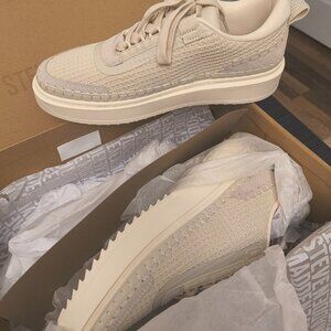 NIB Steve Madden Charlie Woven Size 7.5